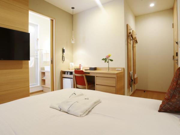 Red Roof Inn & Suites Osaka Namba Nipponbashi : photo 3 de la chambre chambre double supérieure
