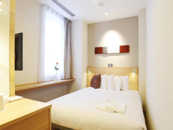 Red Roof Inn & Suites Osaka Namba Nipponbashi : photo 10 de la chambre standard double room with unit bath