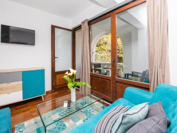 Villa Dard : photo 2 de la chambre suite 2 chambres avec balcon et vue sur la mer