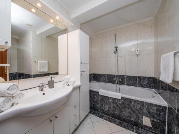 Villa Dard : photo 7 de la chambre suite 2 chambres avec balcon et vue sur la mer