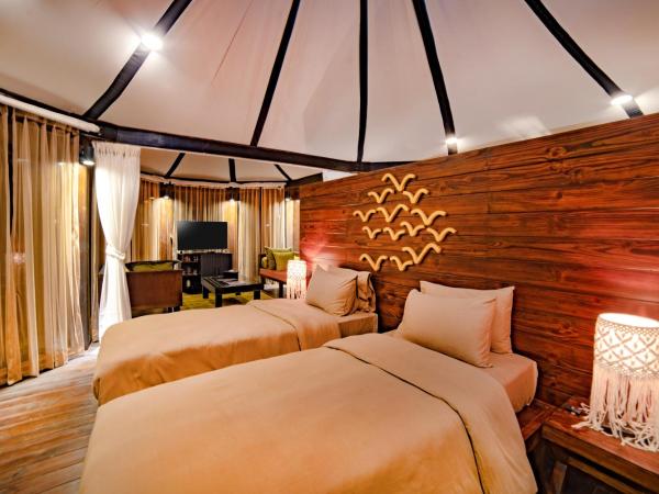 The Pavilions Himalayas Lake View : photo 4 de la chambre classic lake villa