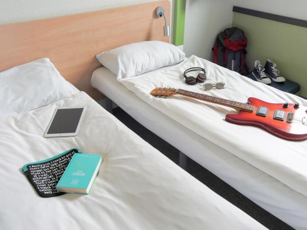 ibis budget Torun : photo 2 de la chambre chambre lits jumeaux standard