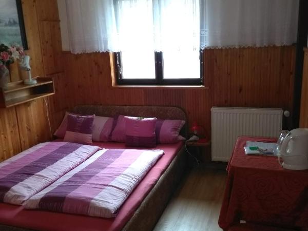 Pension Nika : photo 8 de la chambre chambre double Économique