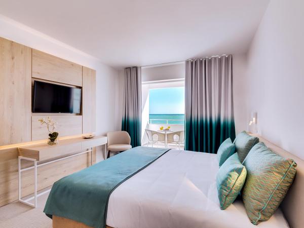 Hotel Sol e Mar Albufeira - Adults Only : photo 2 de la chambre chambre simple avec balcon - vue sur mer