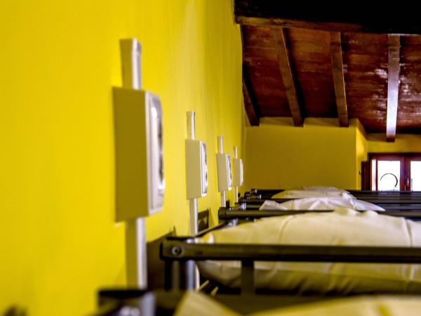 Hostel Santa Monaca : photo 3 de la chambre lit simple dans dortoir pour femmes