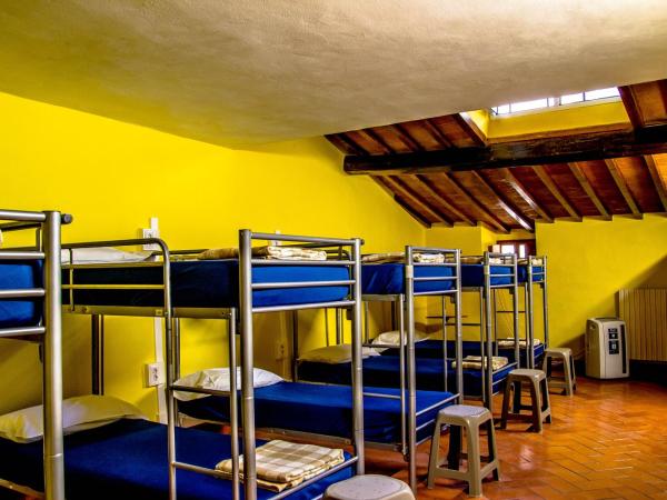 Hostel Santa Monaca : photo 4 de la chambre lit simple dans dortoir pour femmes