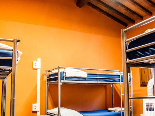 Hostel Santa Monaca : photo 1 de la chambre lit dans dortoir mixte de 6 lits