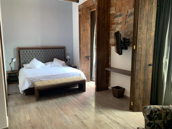 Hotel Diana : photo 1 de la chambre suite junior avec balcon