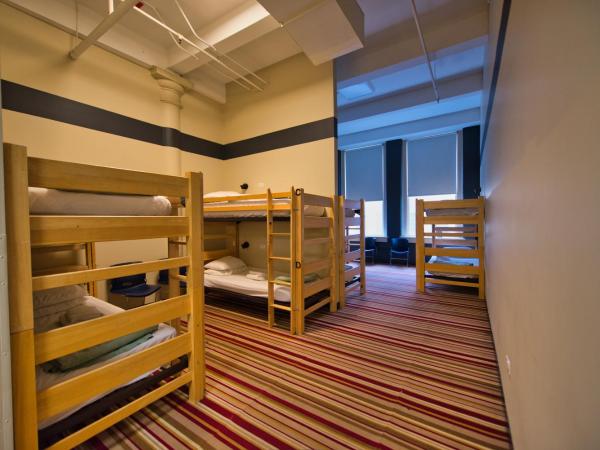 HI Chicago Hostel : photo 1 de la chambre lit dans dortoir pour femmes de 10 lits