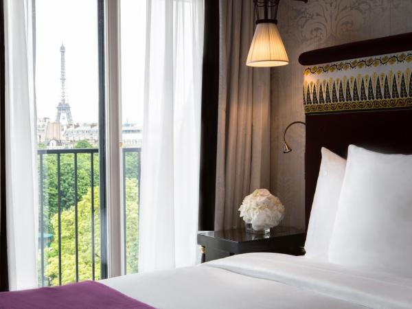 La Réserve Paris Hotel & Spa : photo 4 de la chambre suite junior eiffel