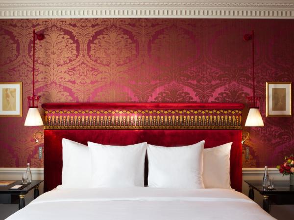 La Réserve Paris Hotel & Spa : photo 8 de la chambre suite prestige 