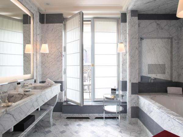La Réserve Paris Hotel & Spa : photo 3 de la chambre suite junior prestige