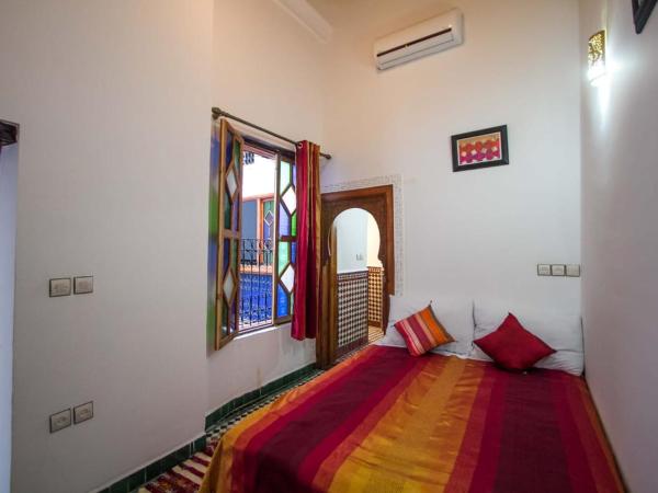 DAR MILOUDA RCIF : photo 1 de la chambre chambre deluxe