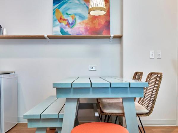 Universal's Endless Summer Resort - Surfside Inn and Suites : photo 3 de la chambre suite 2 chambres (entrée anticipée au parc incluse*)