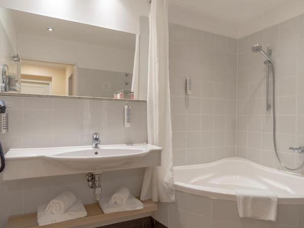 Hotel Spiess & Spiess : photo 6 de la chambre family room with balcony or terrace and garden view