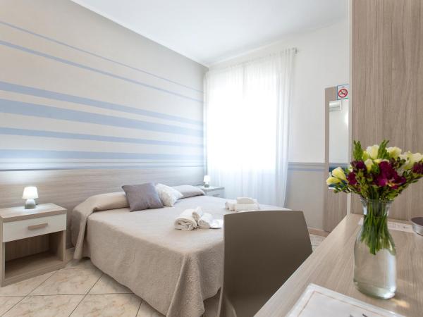 Alguest : photo 4 de la chambre grande chambre double ou lits jumeaux