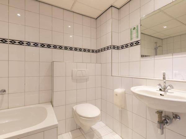 New West Inn Amsterdam : photo 3 de la chambre chambre quadruple