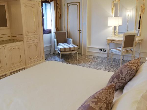Ca' Bonfadini Historic Experience : photo 5 de la chambre chambre double supérieure