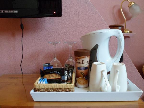 The Farthings : photo 5 de la chambre chambre lits jumeaux avec salle de bains commune