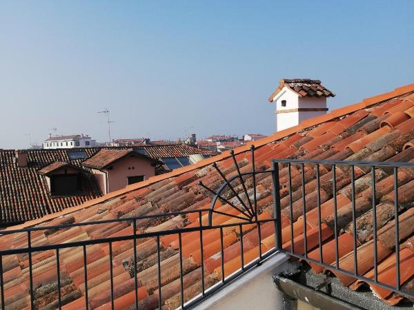 Ca' Bonfadini Historic Experience : photo 6 de la chambre suite junior avec terrasse