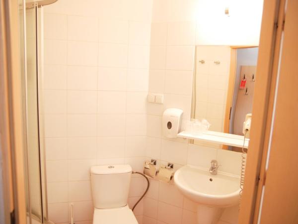 Economy Silesian Hotel : photo 2 de la chambre chambre simple
