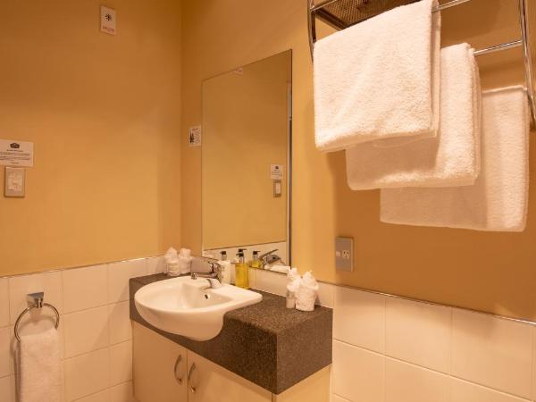 ASURE Abbella Lodge Motel : photo 2 de la chambre appartement 2 chambres avec baignoire spa