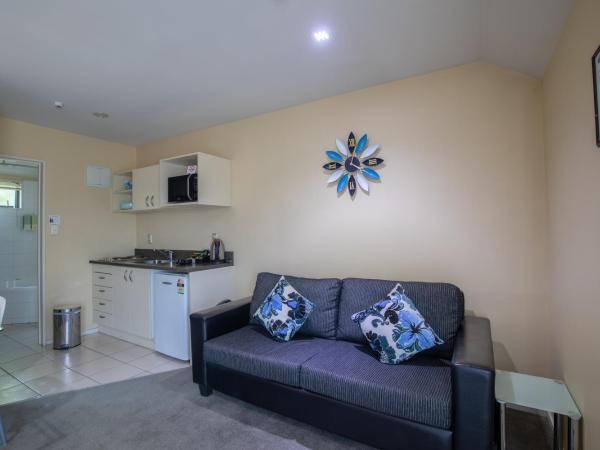 ASURE Abbella Lodge Motel : photo 6 de la chambre appartement 1 chambre avec baignoire spa