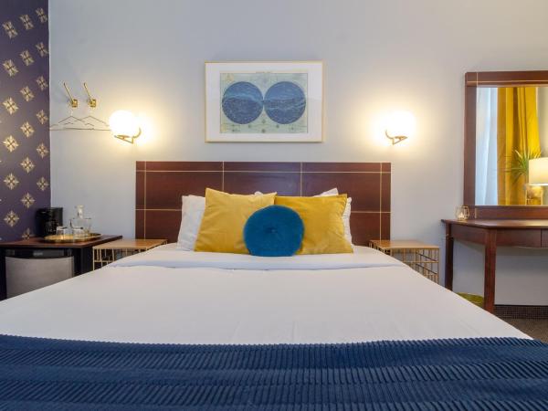 Maison Cartier Montreal : photo 4 de la chambre chambre lit queen-size avec balcon