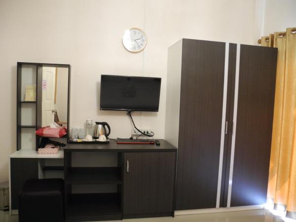 Bann Tawan Hostel & Spa : photo 3 de la chambre chambre lit king-size deluxe