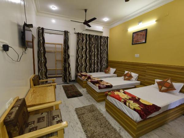 Balbir Niwas Guesthouse Homestay : photo 1 de la chambre chambre triple deluxe