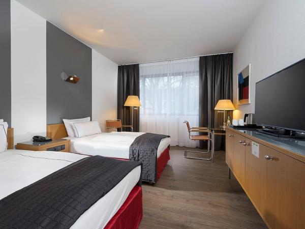 Holiday Inn Berlin City-West, an IHG Hotel : photo 1 de la chambre chambre double standard