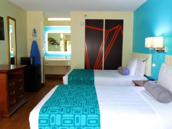 Howard Johnson by Wyndham Savannah GA : photo 2 de la chambre chambre double avec 2 lits doubles - non-fumeurs