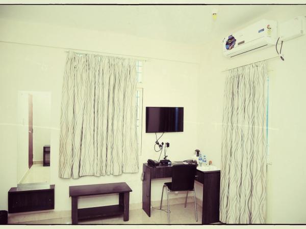 Orange Corner, Near Kempegowda Bangalore international airport : photo 8 de la chambre chambre double ou lits jumeaux supérieure