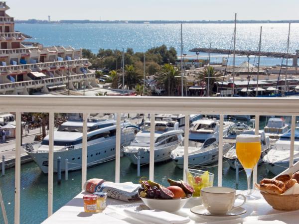 Mercure Port La Grande Motte : photo 3 de la chambre chambre lits jumeaux classique - vue sur port