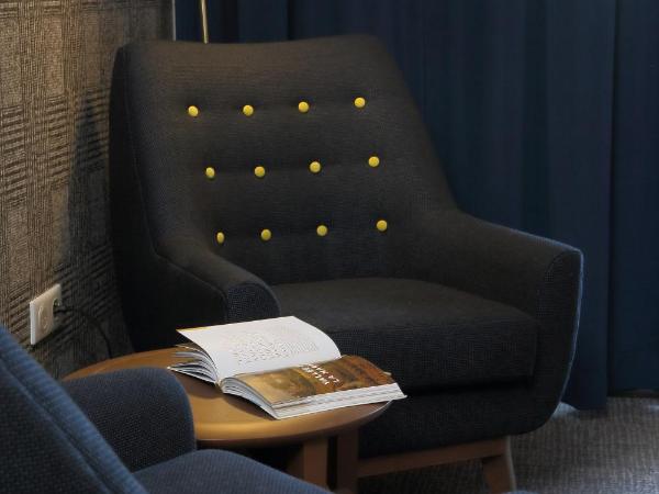 Hôtel Restaurant Les Grains d'Argent Dizy - Epernay : photo 3 de la chambre suite junior