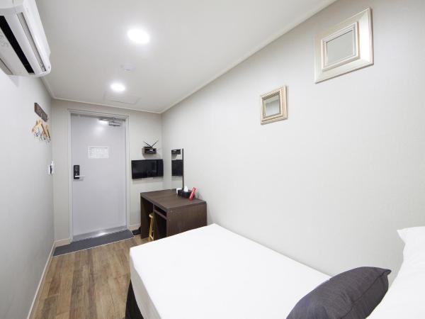 K-Grand Hostel Gangnam1 : photo 2 de la chambre chambre simple Économique sans fenêtre