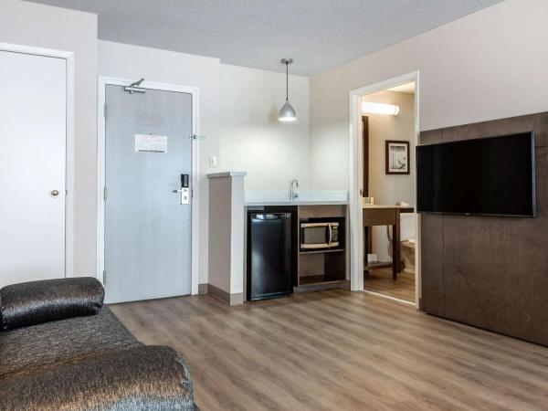 Quality Suites : photo 4 de la chambre suite avec 2 lits queen-size et canapé-lit - non-fumeurs