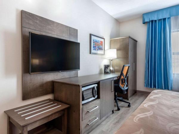 Quality Suites : photo 5 de la chambre chambre lit queen-size - non-fumeurs