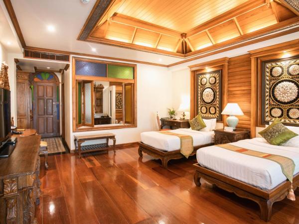 Pingviman Hotel : photo 1 de la chambre chambre lits jumeaux de luxe avec baignoire spa et balcon privé