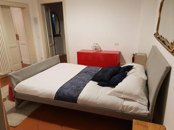 La Maison : photo 3 de la chambre chambre double avec salle de bains commune