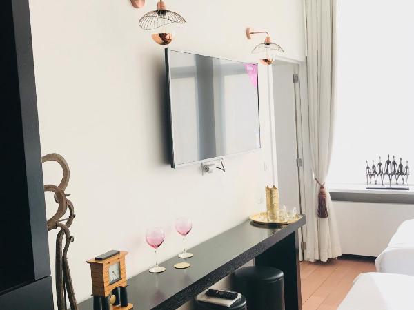 Les Lofts d'Artistes : photo 5 de la chambre chambre double ou lits jumeaux avec salle de bains privative