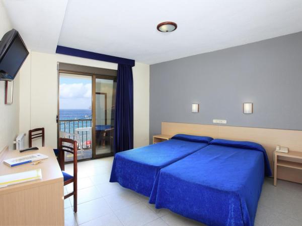 Hotel Bilbaino : photo 5 de la chambre chambre double ou lits jumeaux - vue sur mer