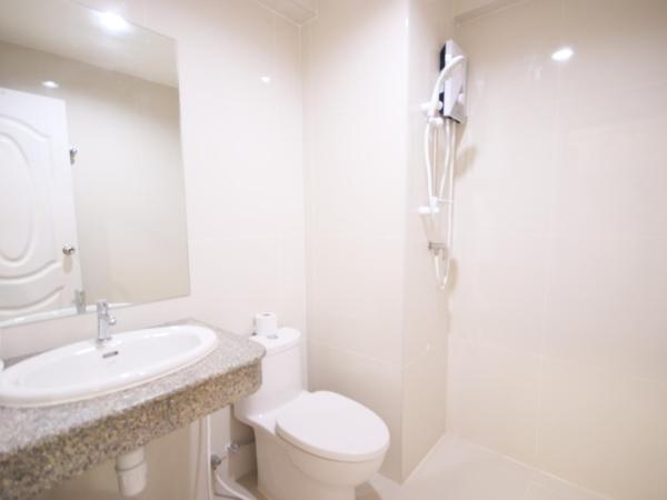 White House Bizotel : photo 5 de la chambre chambre lits jumeaux supérieure