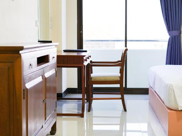 White House Bizotel : photo 4 de la chambre suite junior familiale