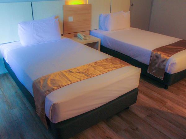 The Grand Beach Resort Port Dickson : photo 4 de la chambre hébergement supérieur - vue sur mer