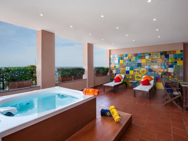 Hotel Caparena : photo 1 de la chambre suite lit king-size