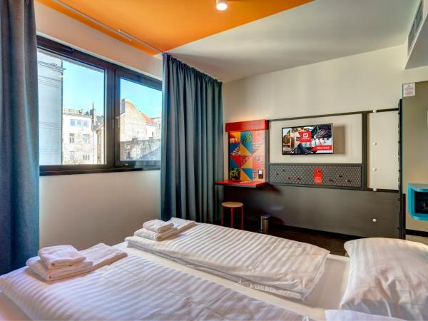 MEININGER Budapest Great Market Hall : photo 1 de la chambre chambre simple