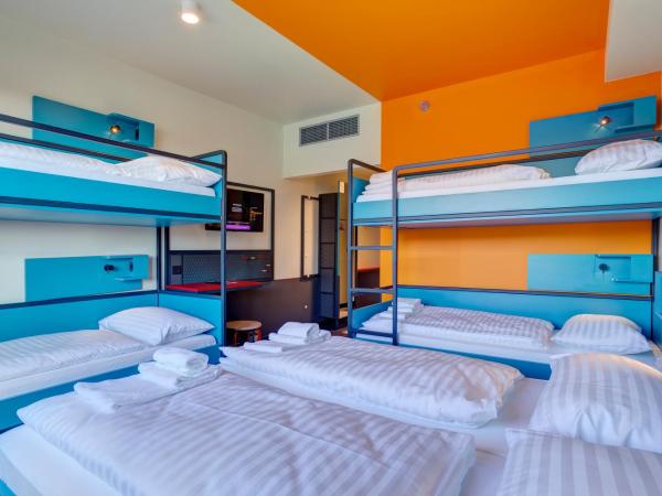 MEININGER Budapest Great Market Hall : photo 2 de la chambre chambre familiale standard