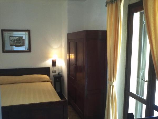 Hotel Abbaruja : photo 1 de la chambre petite chambre double
