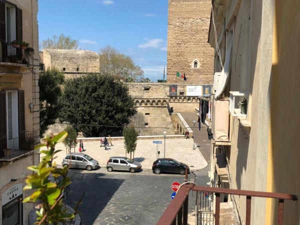 B&B Murex : photo 7 de la chambre chambre double ou lits jumeaux avec salle de bains privative et balcon